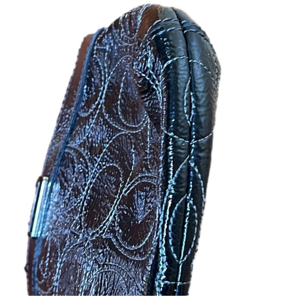 Coach black patent wristlet - Picture 6 of 8